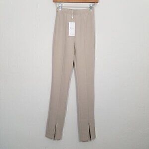 NWT RUVE Pants Skinny Size XS